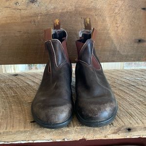 Woman’s Blundstone boots size 40